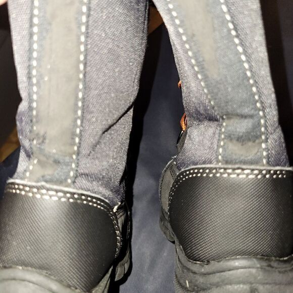 Children's Place snow boots size 8. ^ - Picture 8 of 8